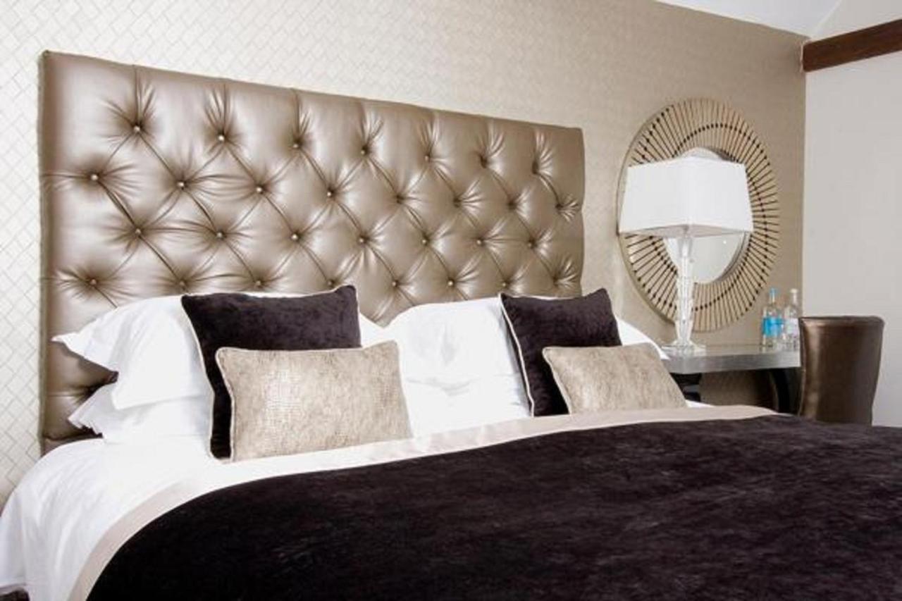 The Inn On The Green Cookham Dean Exteriör bild