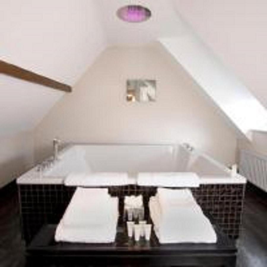 The Inn On The Green Cookham Dean Exteriör bild